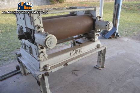 Muller two roller horizontal refiner