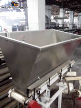 Trough feeder for packaging machines