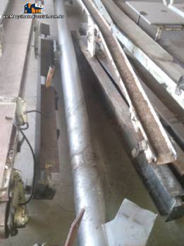 Conveyor with stainless steel screw