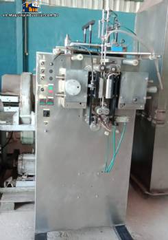 Stainless steel sachet filling machine