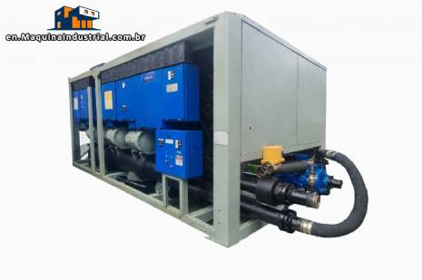 Carrier 200 TR industrial air-cooled chiller bank for chilled water.