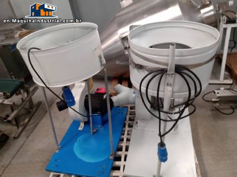 Industrial dust collector