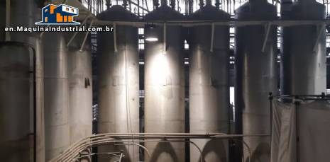 Stainless steel silo 14 m�