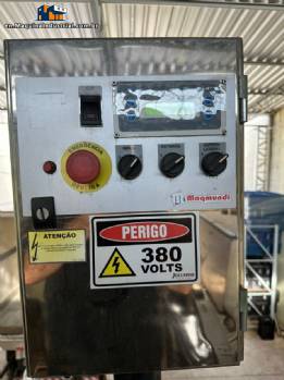 Automatic labeling machine for flat cylindrical bottles and jars Maqmundi
