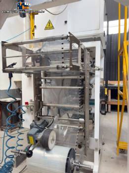 JCV automatic packaging machine with double dosing scale.