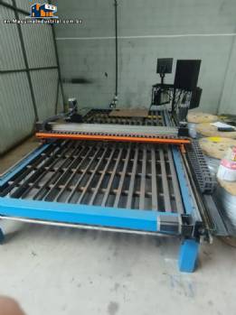 Plasma cutting machine for steel sheets