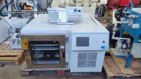 Solab laboratory benchtop freeze dryer with Edwards pump