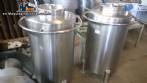 Stainless steel tank with handles