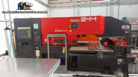 Plate punching machine Amada