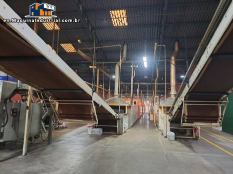 Complete factory producing laminated biscuits, doughnuts, wafers, and cream crackers, with a capacity of 4500 kg per hour. Complete factory producing laminated biscuits, doughnuts, wafers, and cream crackers, with a capacity of 4500 kg per hour.