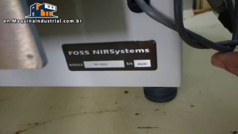 Diffuse reflectance spectrometer for chromatograph Diffuse reflectance spectrometer for chromatograph