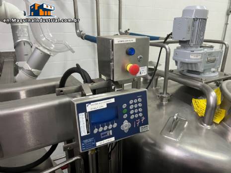 Mixing tank lines from 500 l to 2000 l in 316 stainless steel with Turbon Mixer Kroma mixers and Metler Toledo weighing cells Mixing tank lines from 500 l to 2000 l in 316 stainless steel with Turbon Mixer Kroma mixers and Metler Toledo weighing cells